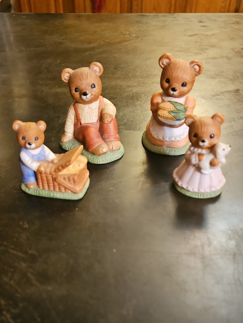 Vintage Homco Brown Bear Family Picnic Figurine Set  #1462